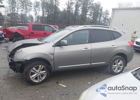 2013 Nissan Rogue Sv z USA, uszkodzony, nr VIN JN8AS5MT2DW008317